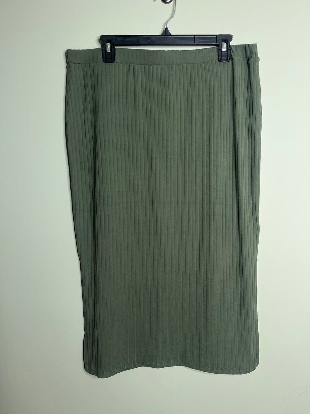 Lularoe Dark Green Ribbed Double Slit Skirt Large